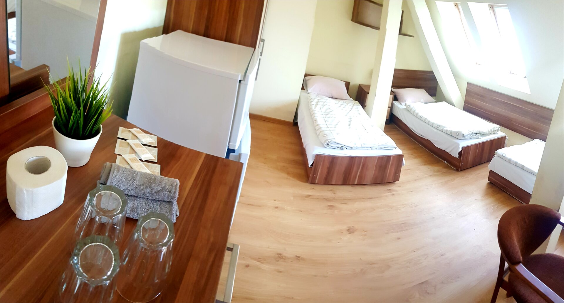 Hostel Rentumi Jednoosobowy pokój w Świnoujściu, 2 os pokój z łazienką Świnoujście, 2 os pokój Świnoujście, Trzyosobowy pokój w Świnoujściu, Trzyosobowy pokój z łazienką w Świnoujściu